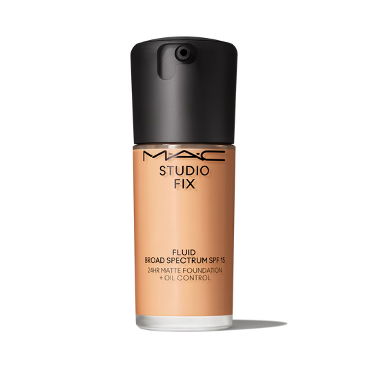 Studio Fix Fluid SPF15 Foundation (NC35)